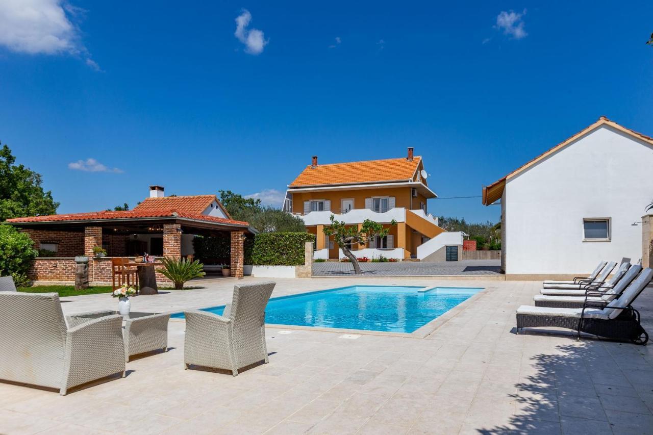 Mp Luxury Holiday Home With Swimming Pool Zadar Exterior photo