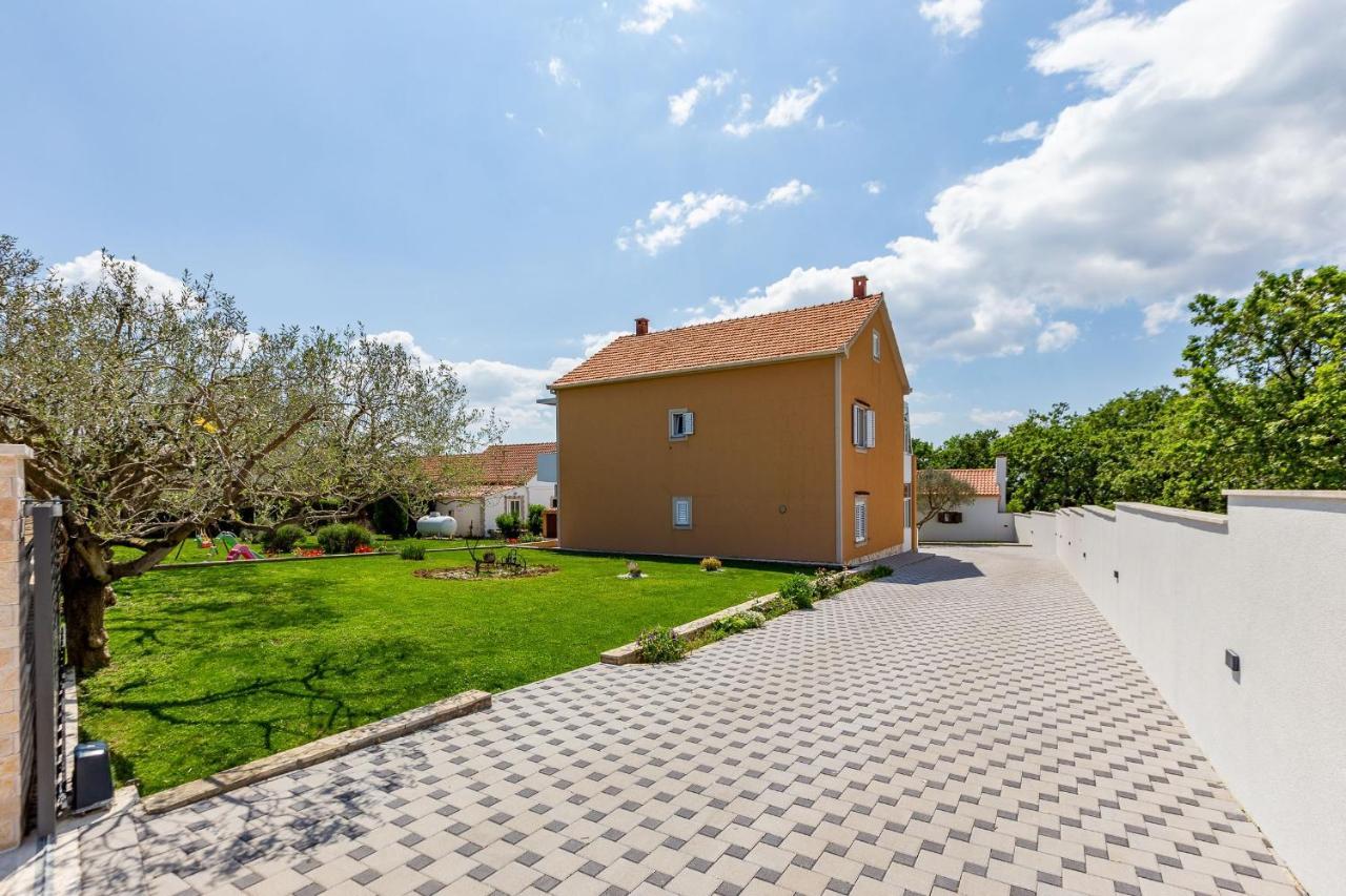 Mp Luxury Holiday Home With Swimming Pool Zadar Exterior photo